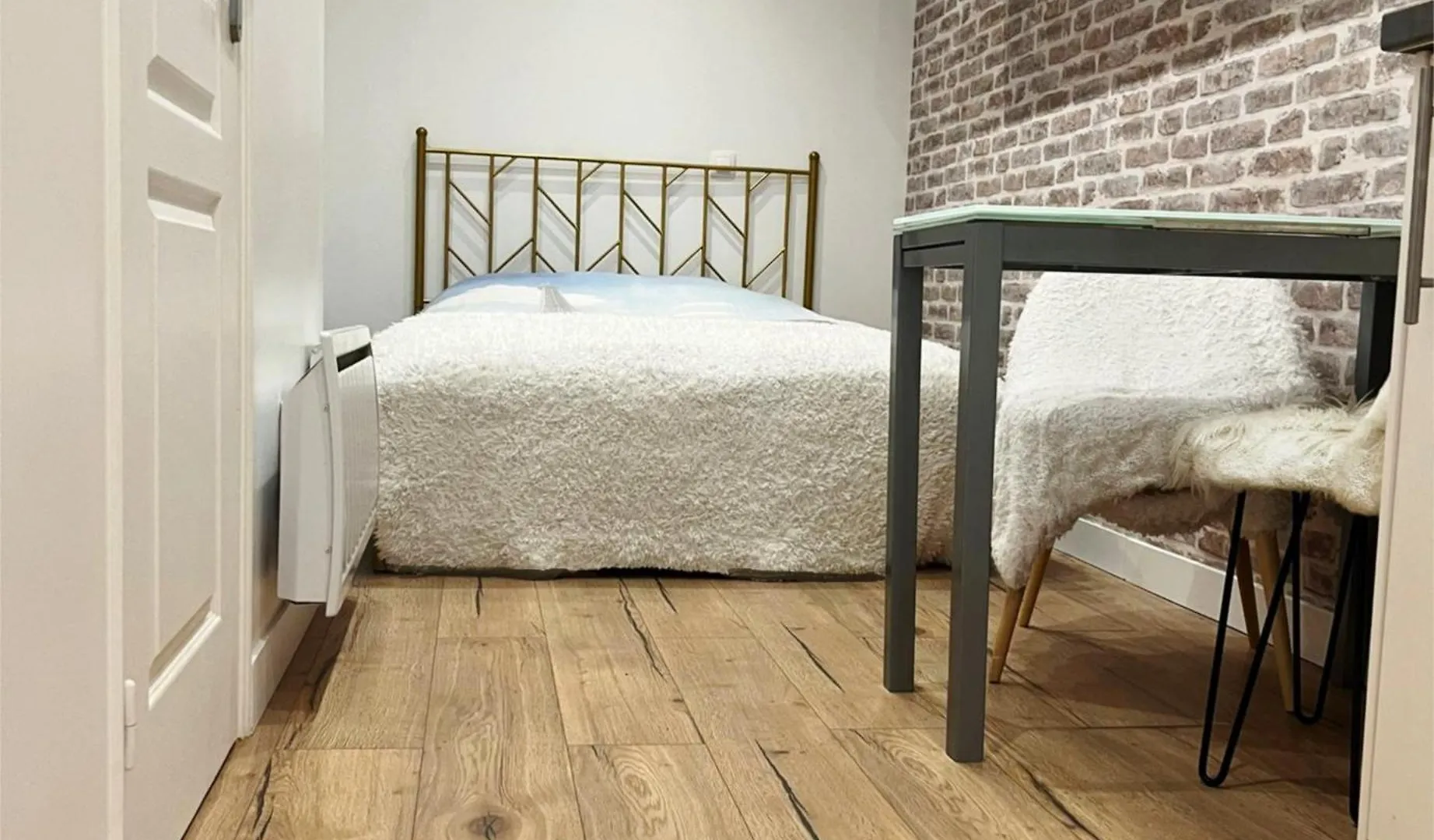 Eiffel Tower Studio With Patio Paris Apartment